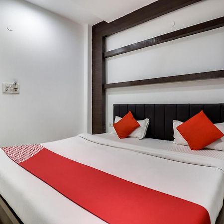 Oyo Flagship Just-9 Inn Near Sahara Ganj Mall Лакхнау Экстерьер фото
