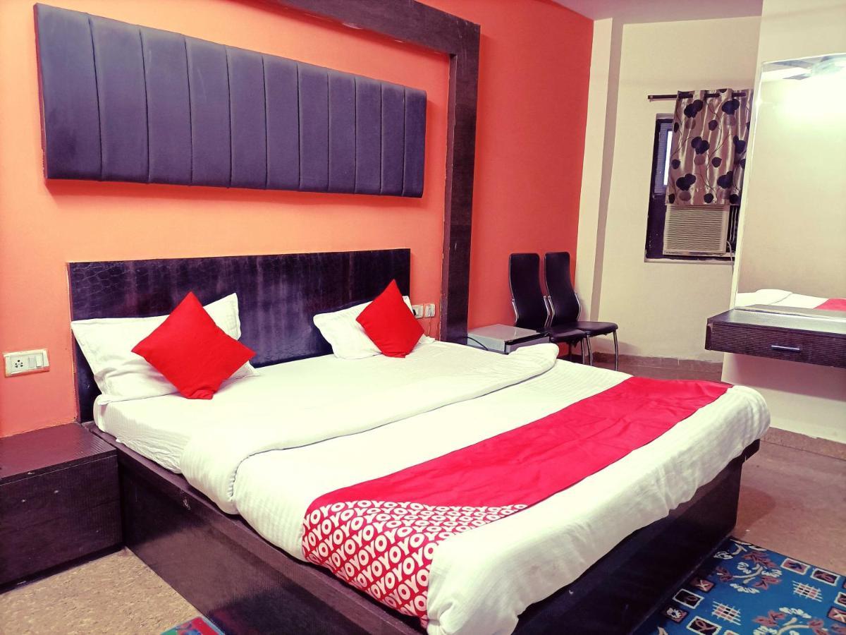 Oyo Flagship Just-9 Inn Near Sahara Ganj Mall Лакхнау Экстерьер фото