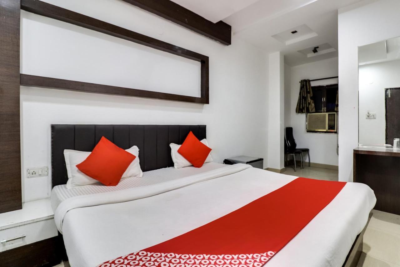 Oyo Flagship Just-9 Inn Near Sahara Ganj Mall Лакхнау Экстерьер фото