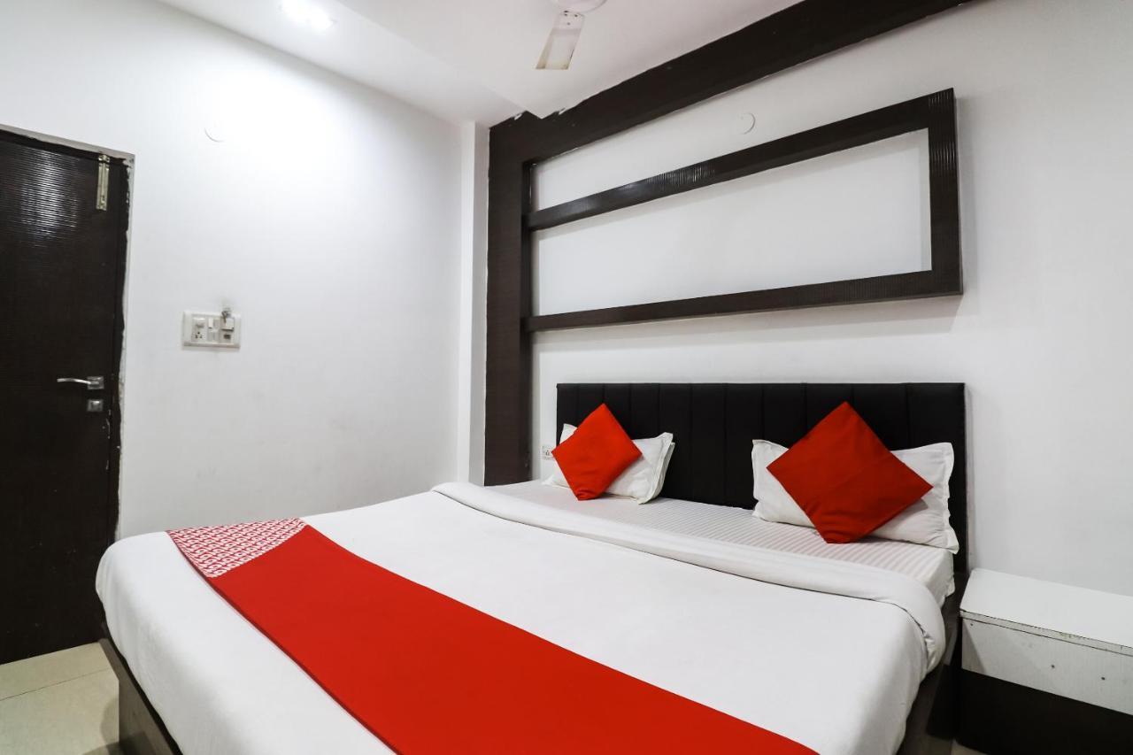 Oyo Flagship Just-9 Inn Near Sahara Ganj Mall Лакхнау Экстерьер фото
